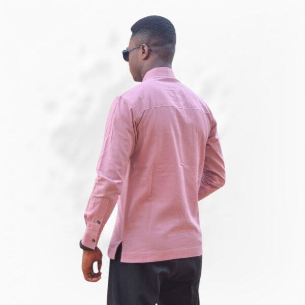Chemise Homme Rose Pâle – Détails Rayés & Finitions Contrastées – Image 2